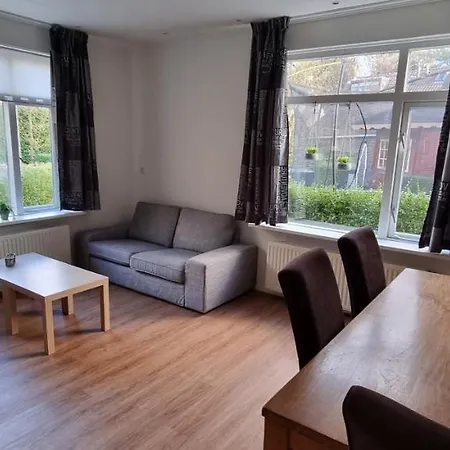 Zomerhuis, Centraal Gelegen, Rustige Locatie. Holiday home *